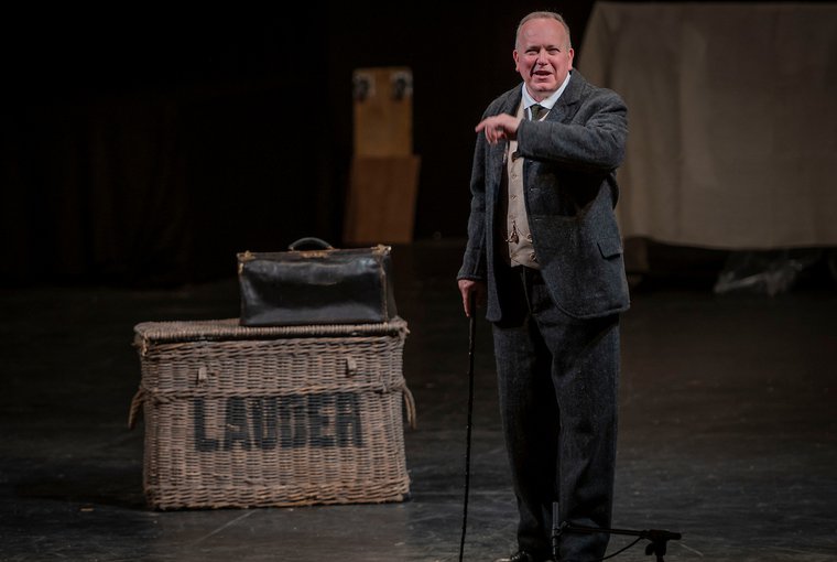 Jamie MacDougall in LAUDER: SCOTLAND'S KILTED KING OF BROADWAY