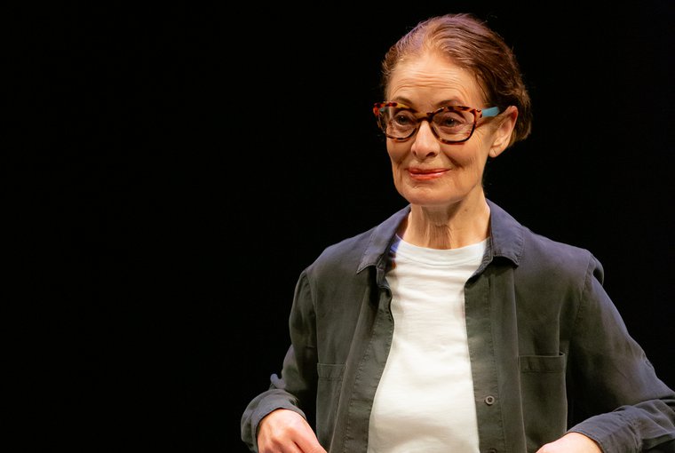 Liz Richardson in UNCONFINED