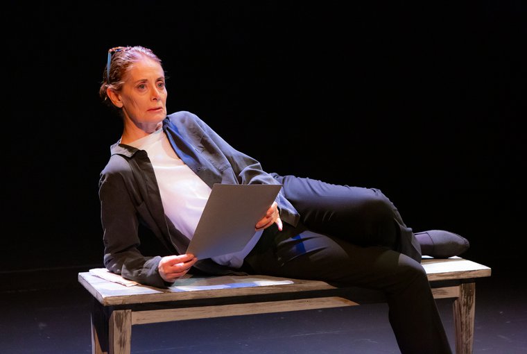 Liz Richardson in UNCONFINED