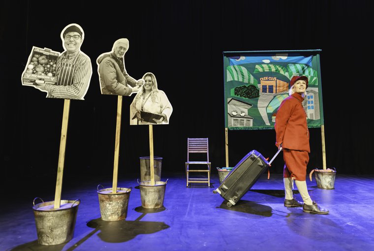 Victoria Melody in TROUBLE, STRUGGLE, BUBBLE AND SQUEAK