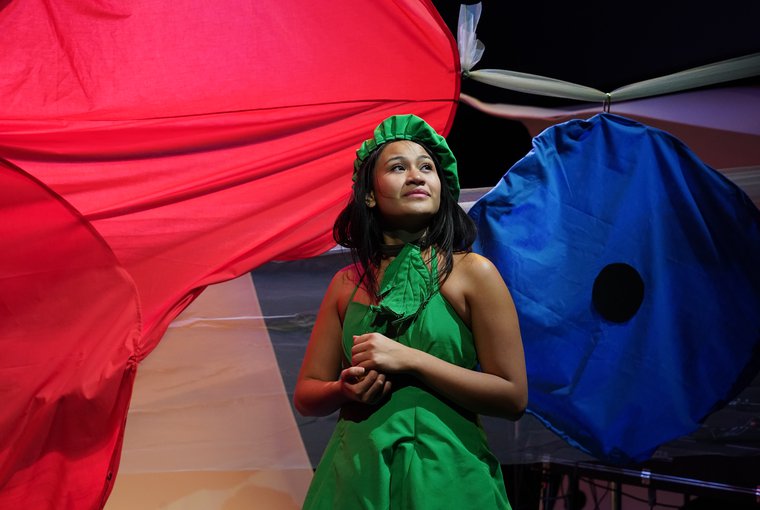 Emily Bautista in PAIR