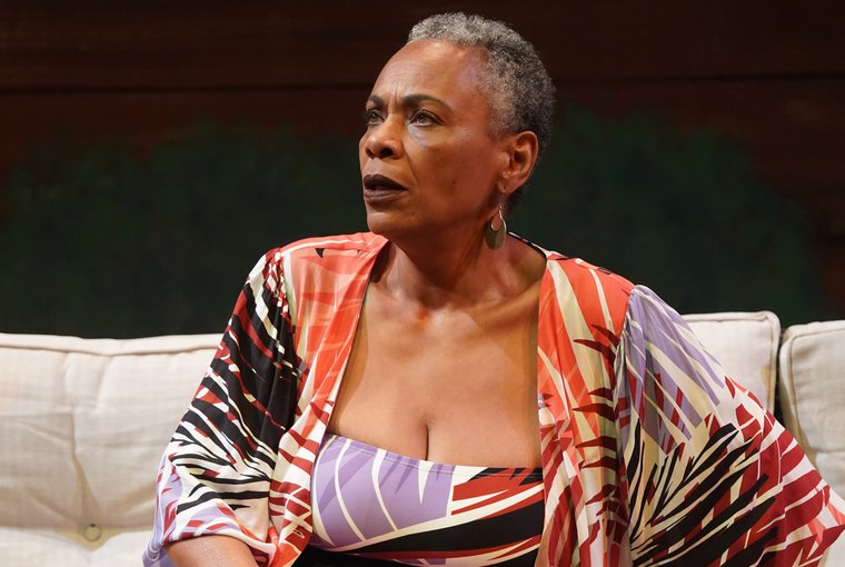 Leah Finnie in UNENTITLED