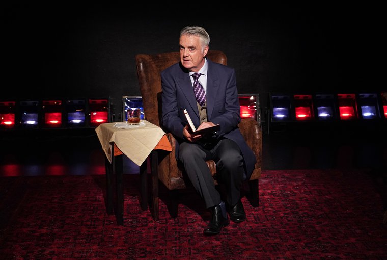 Tim Marriott in WATSON: THE FINAL PROBLEM