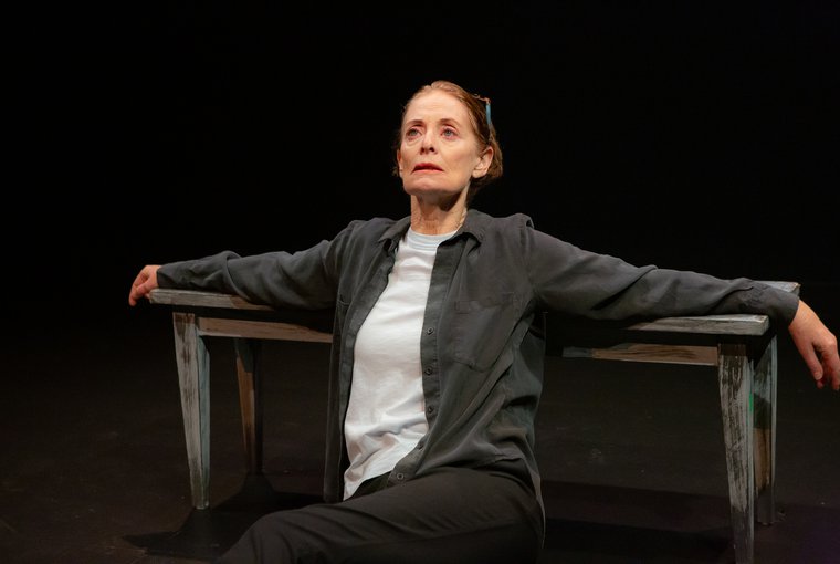 Liz Richardson in UNCONFINED