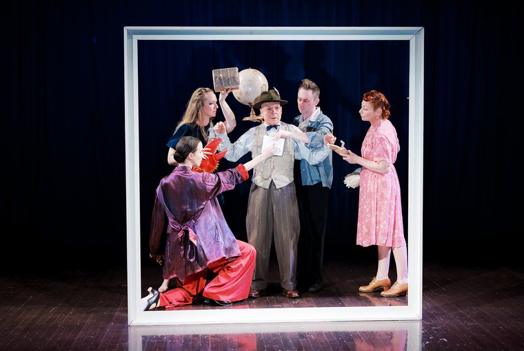 The company of JUXTAPOSE